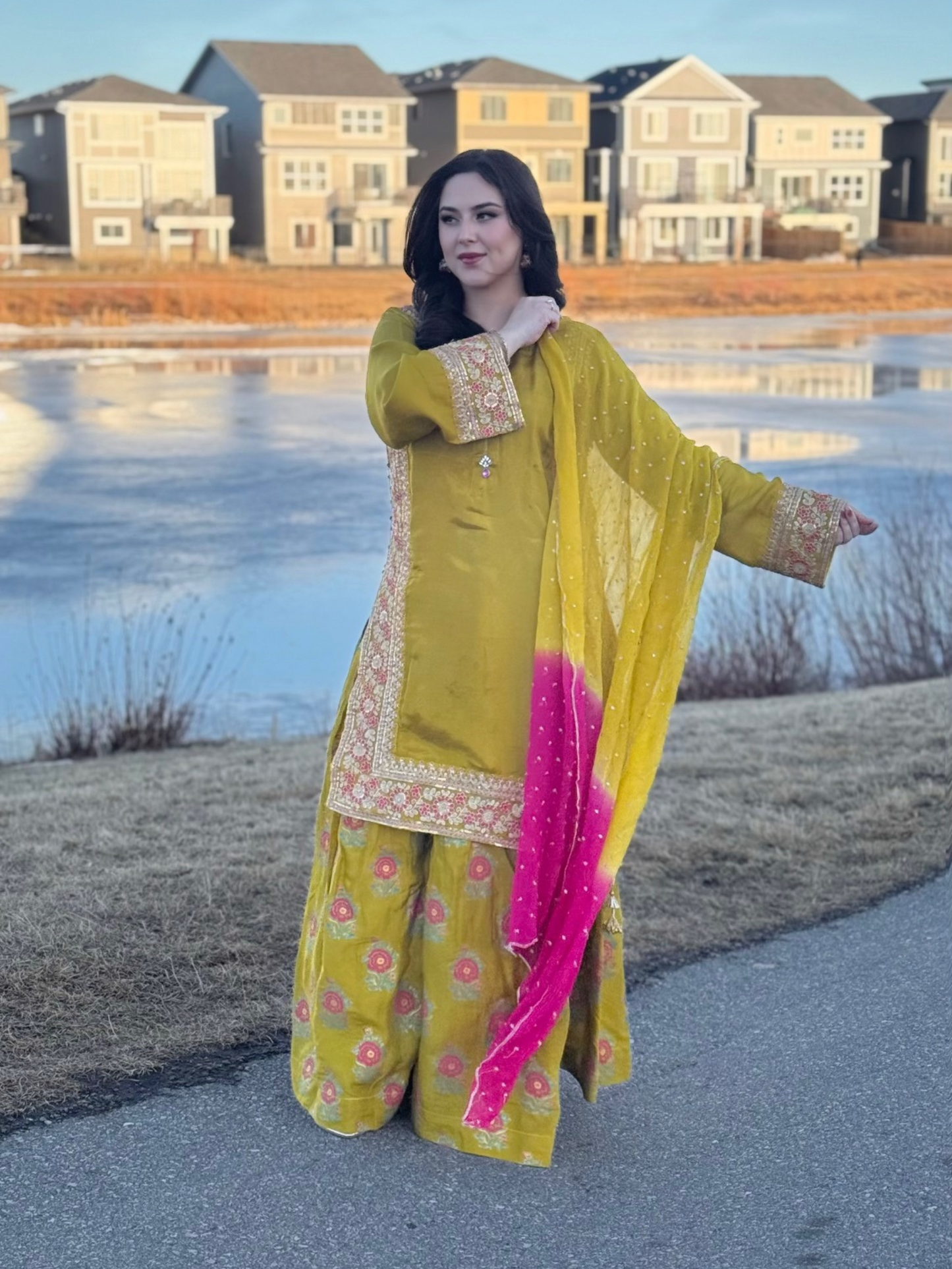 Gulzar-e-Husn (گلزارِ حسن)