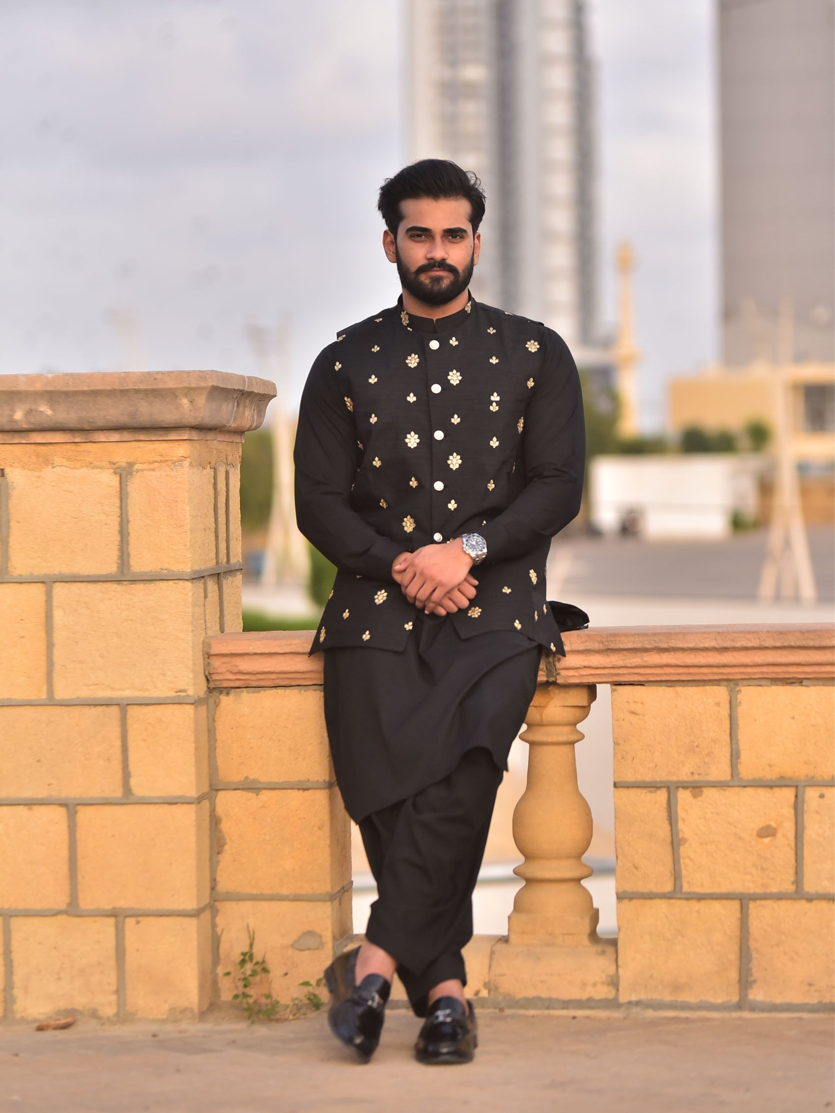 Black Vest Outfit By Zari