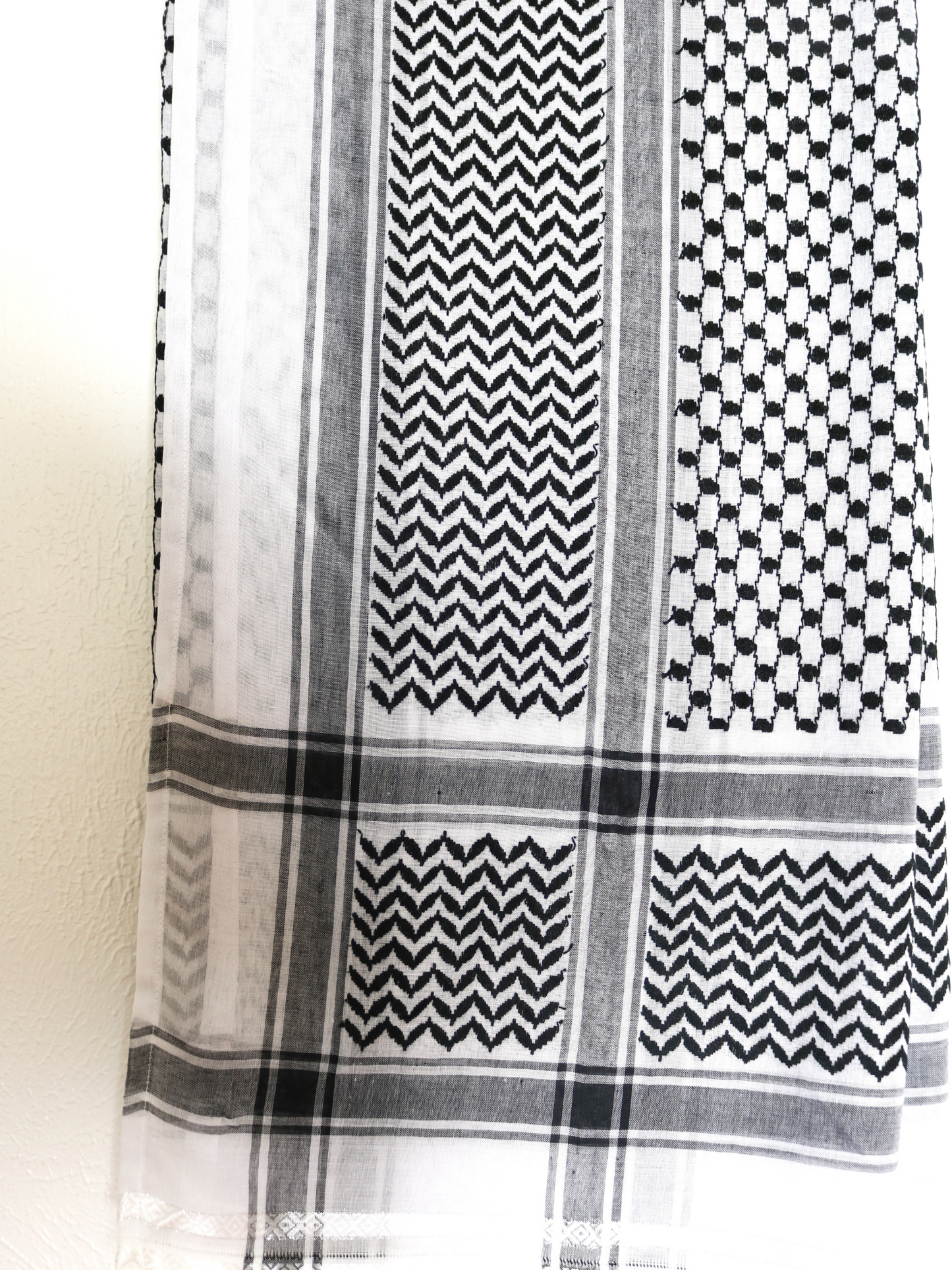 Original Arabic Kaffiyeh By Zari