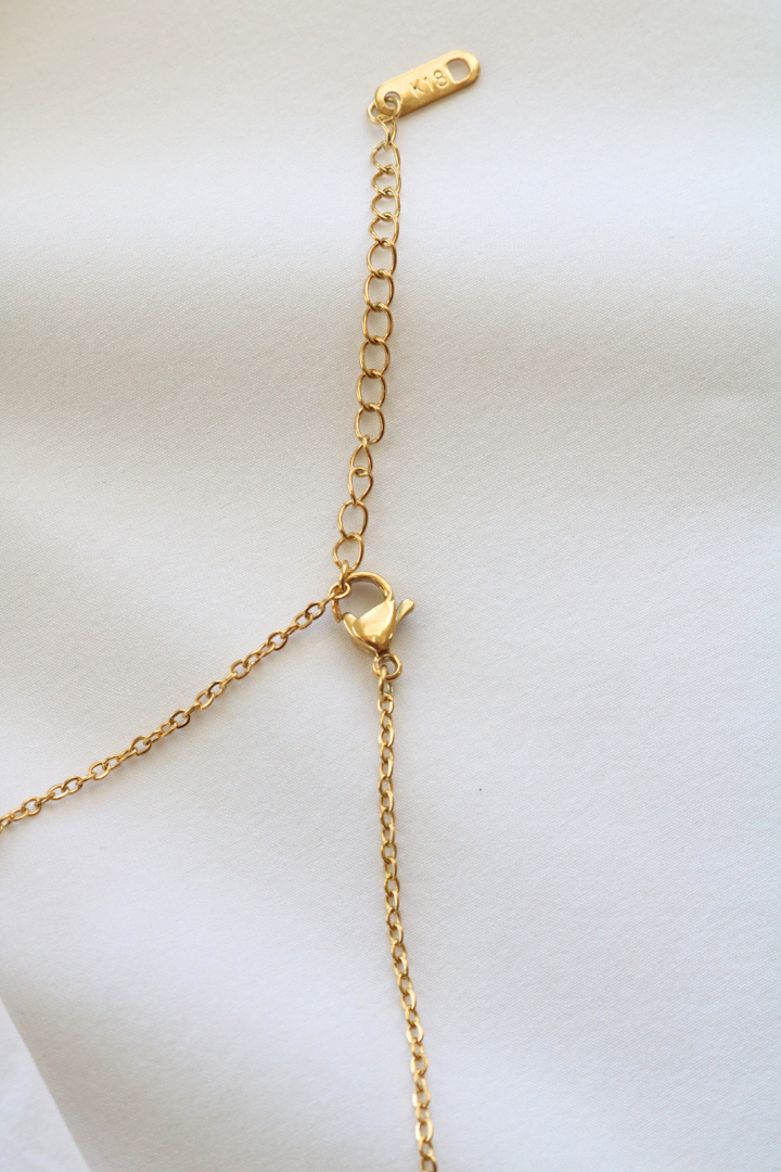Mama Necklace