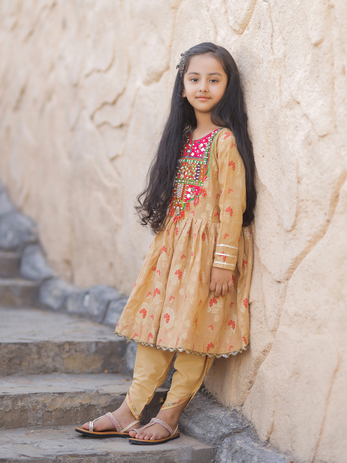 Sunaihri / سنہری -Kids