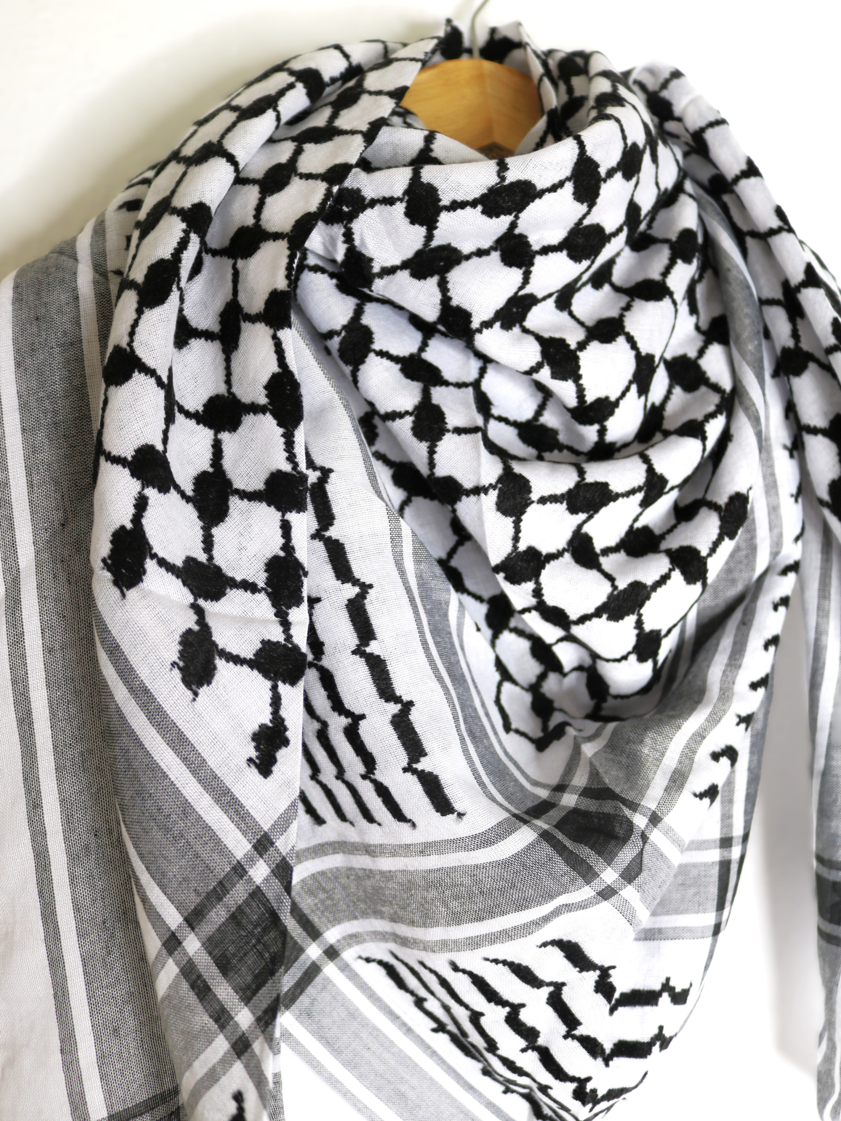 Original Arabic Kaffiyeh By Zari